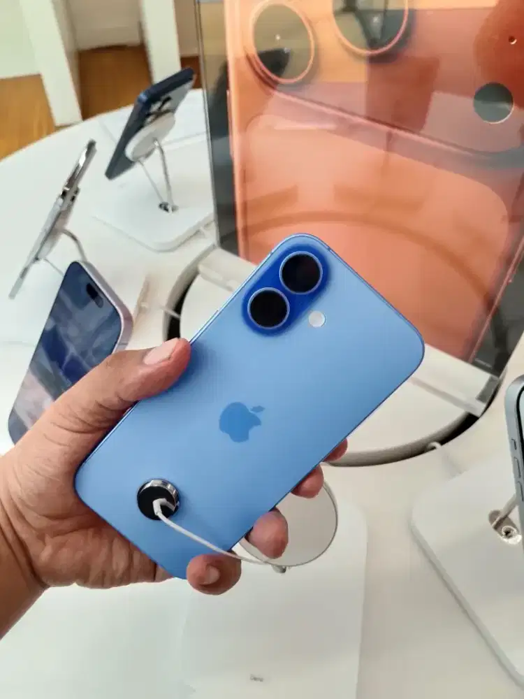 IPhone 16 128GB