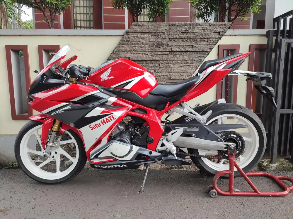 READY CBR 250RR TAHUN 2020