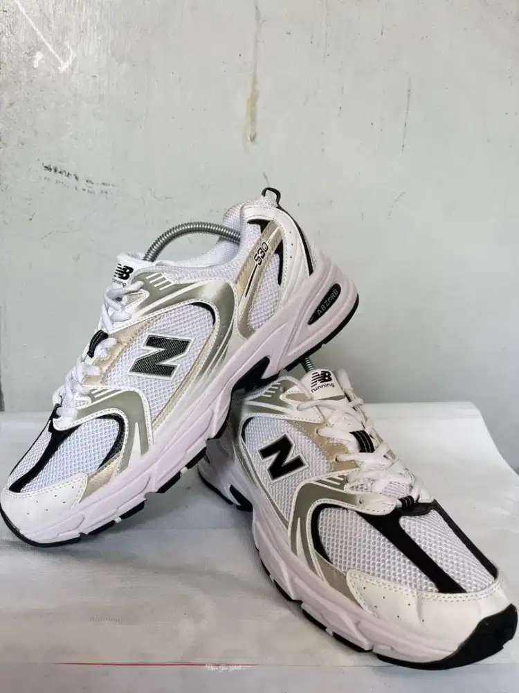 Sepatu new balance 530 vietnam ukuran 45
