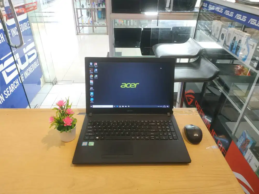 LAPTOP TINGGAL PAKE ACER TRAVELMATE P2510 CORE i5 GEN 8 NVIDIA