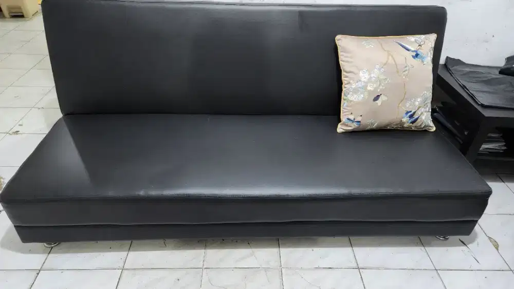 Sofa 2 meter,bisa dijadikan bed tidur