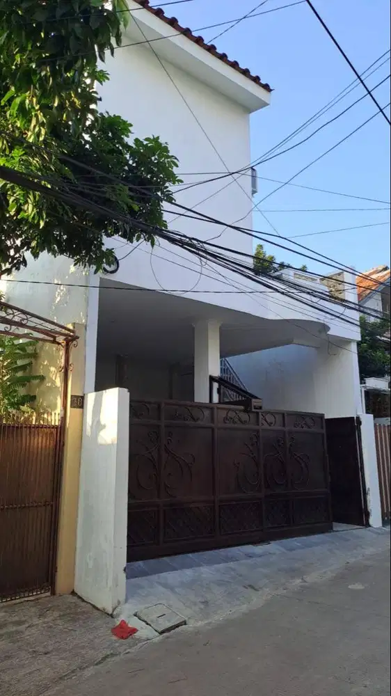 Kost Khusus Wanita - Baru & Nyaman di Jatipadang Ps Minggu