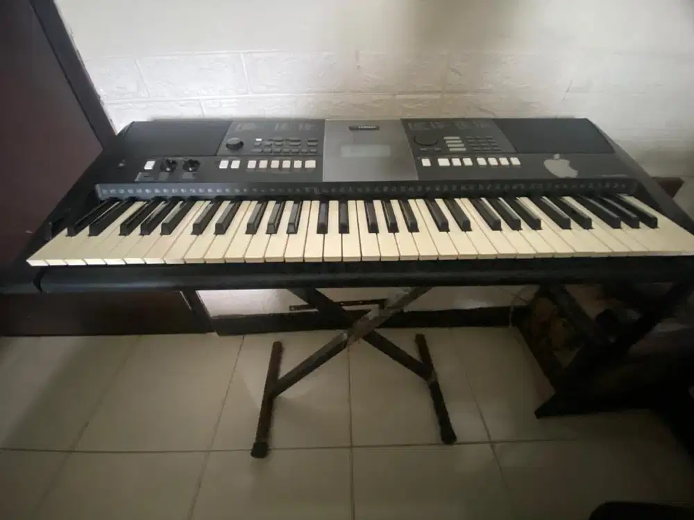 Keyboard Yamaha PSR E 423