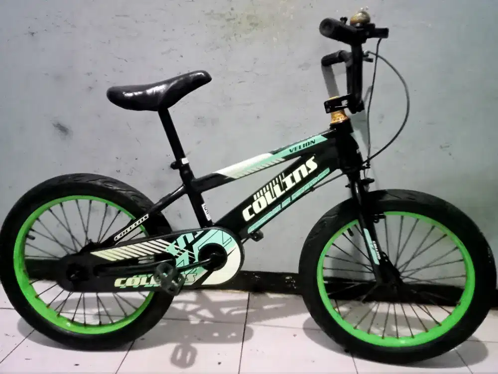 Dijual sepeda BMX merk Collins ring 18 kondisi msih bagus normal semua