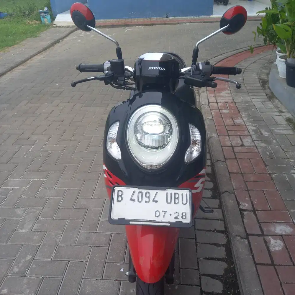 Di jual Honda scoopy type sporty 2023