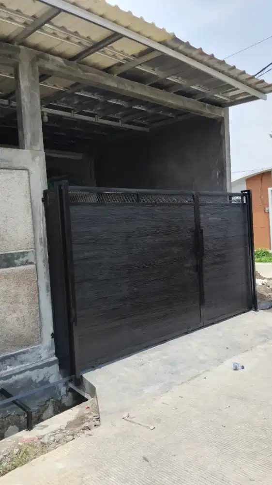 Pintu pagar grc motif kayu