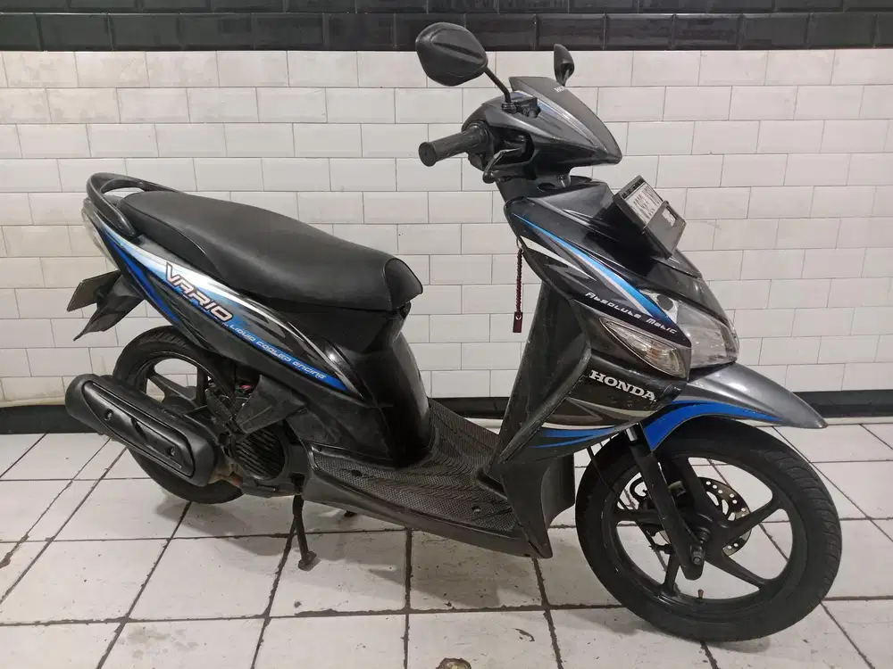 Jual cepat Honda vario cw tahun 2012