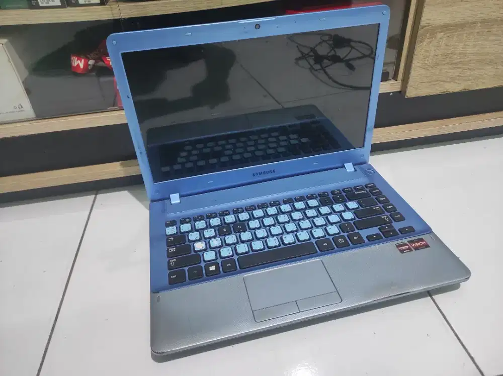Leptop Samsung mati total LCD Masi aman normal