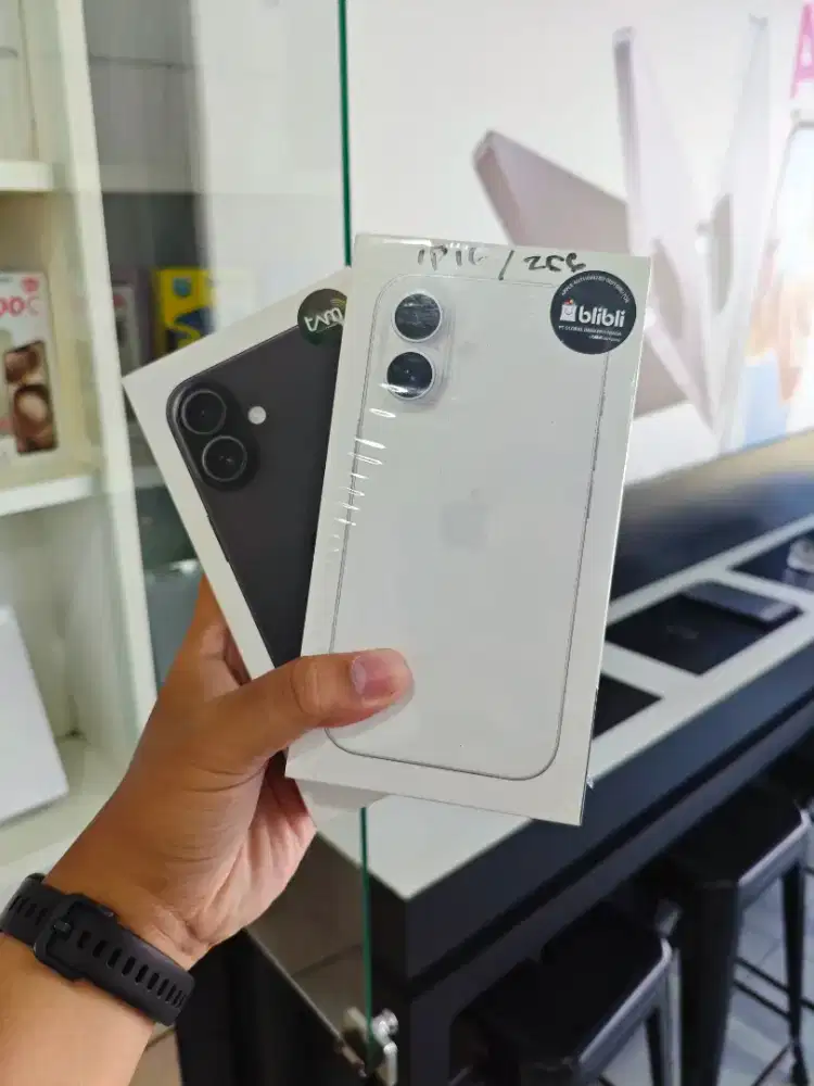 Bisa Kredit iPhone 16 Base Model