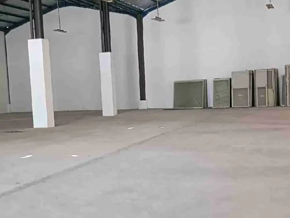 Sewa Gudang taman Tekno