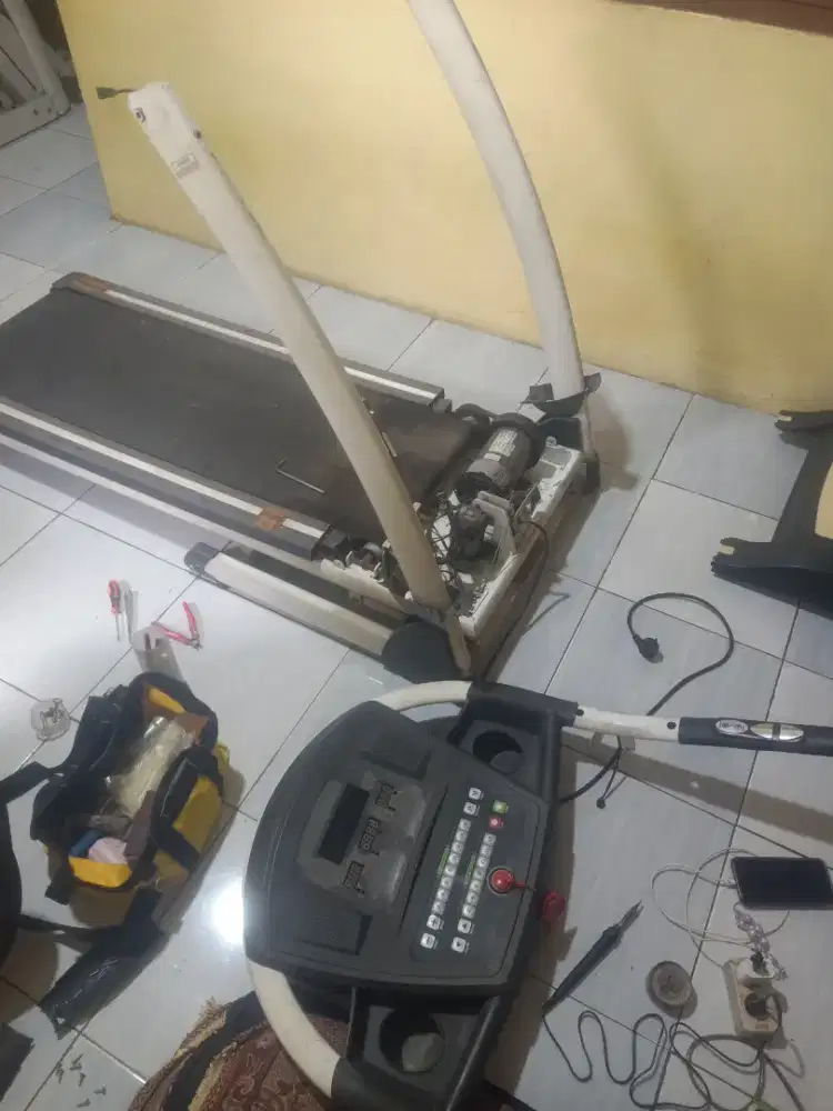 Perawatan dan perbaikan Treadmill