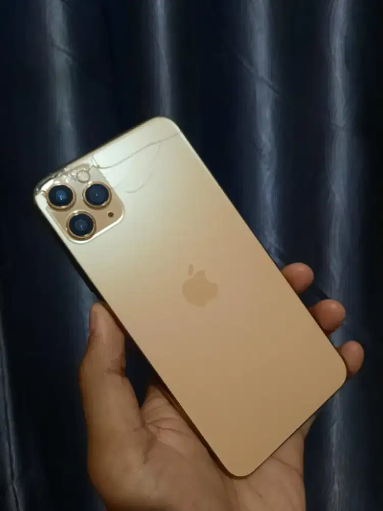 IPHONE 11 PROMAX 512 GB ( GOLD )