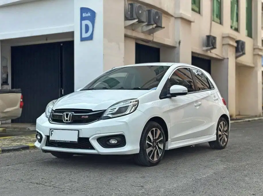 Jual Cepat : Honda Brio RS 1.2 AT 2017 Putih Service Record Tdp 28jt