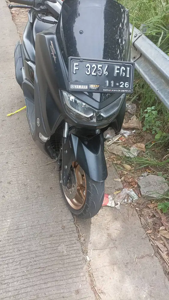 Jual N-Max ABS, surat lengkap, pajak hidup, KM 14 ribuan on going.