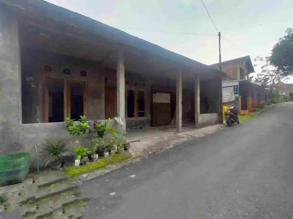 di jual kost + rumah induk utara uns