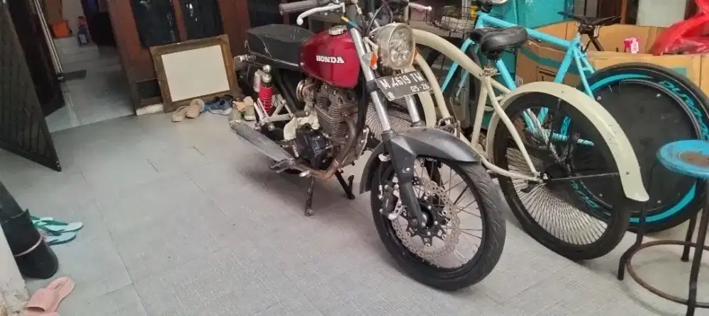 Dijual GL 125 tahun 1997, stnk dan bpkb lengkap.