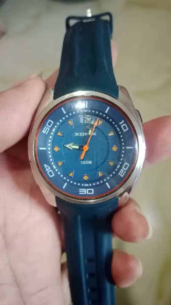 Jam Xonix indiglo