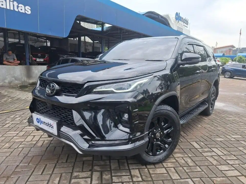 KM Rendah - Toyota Fortuner 2.8 VRZ TSS 4×2 Solar-AT 2025