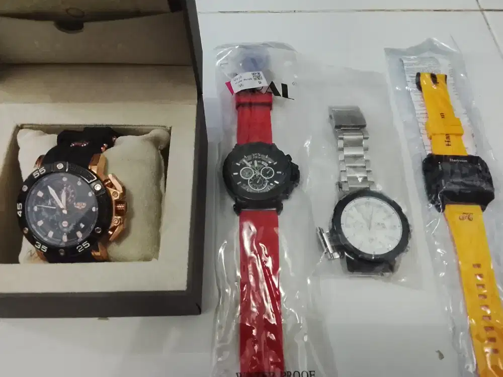 Jual Murah 4 Buah JAM Pria