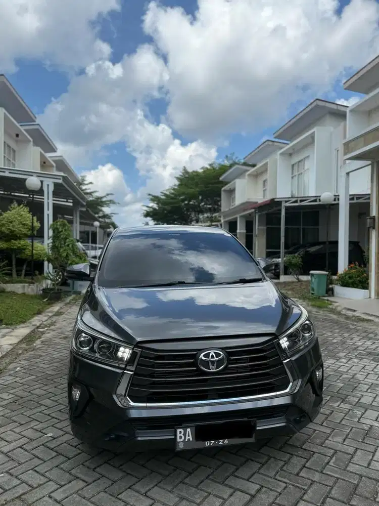 Toyota Kijang Innova 2.4 V A/T
