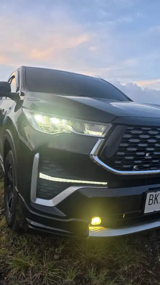 Kijang Innova Zenix Upgrade Q Hybrid Bensin