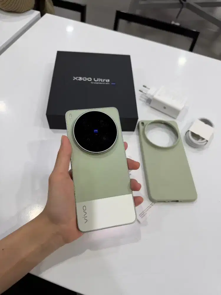PRE ORDER VIVO X300 ULTRA