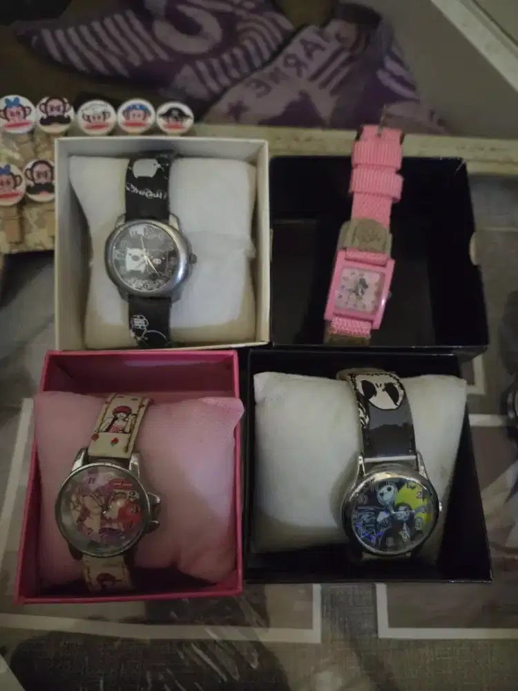 Jam tangan anak