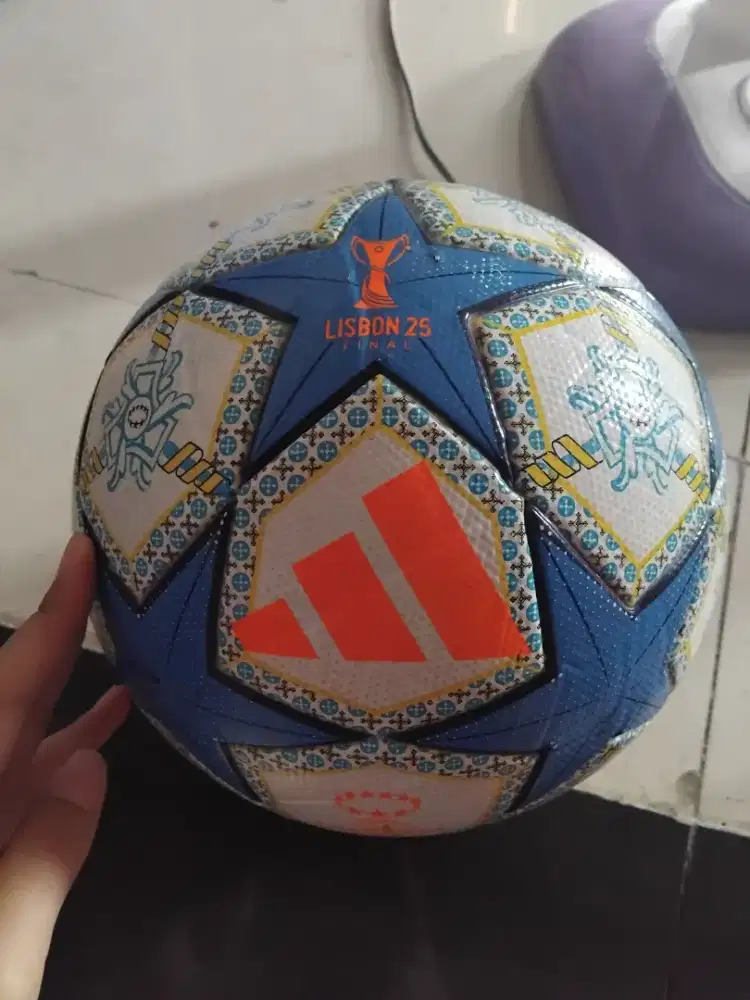 JUAL BOLA SEPAK BOLA/FUTSAL ADIDAS MURAH