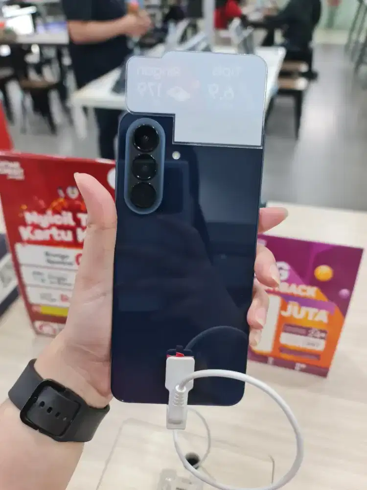 Samsung A57 garansi resmi bisa kredit