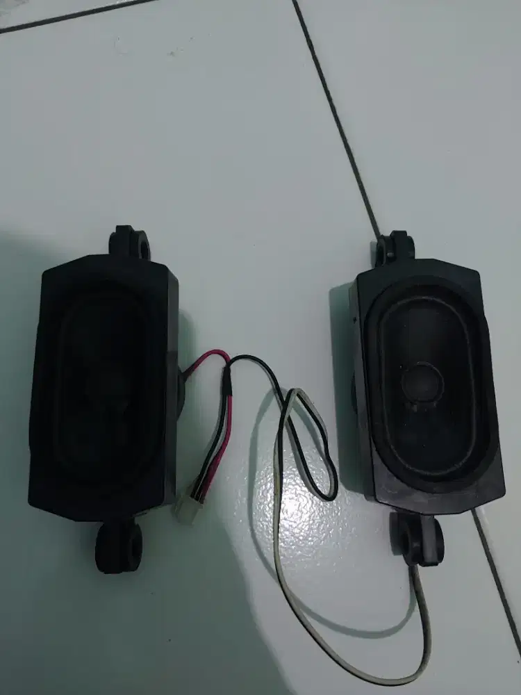 Speaker tv Sharp 2T-C32BA1L