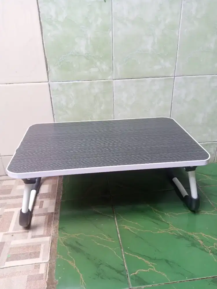 PRELOVED MEJA LIPAT SERBAGUNA