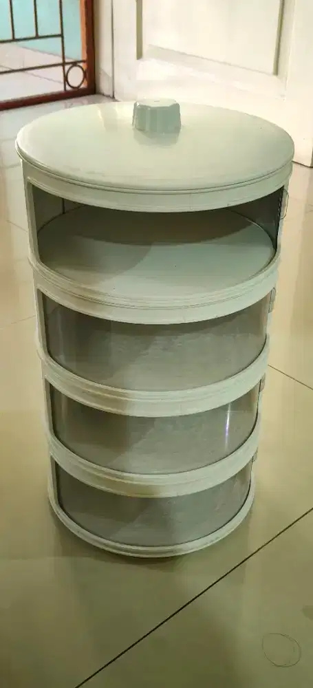 Rak makanan 4 susun