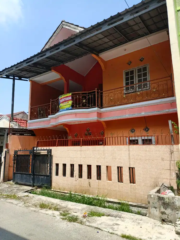 Disewakan Rumah 2 Lantai Bekasi, Pesona Anggrek