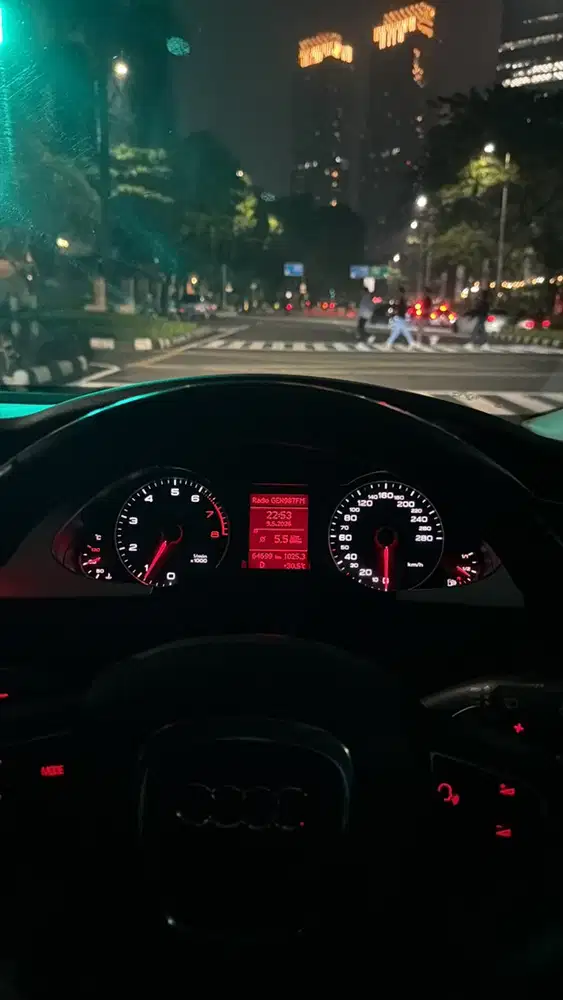 Audi A4 2010 Bensin
