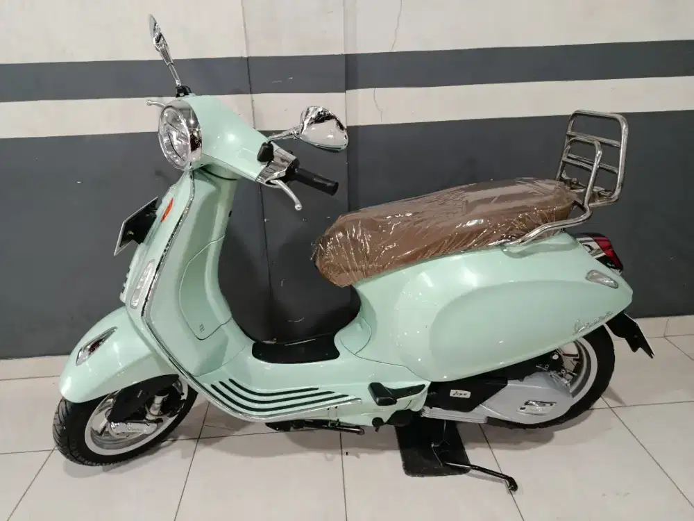 Vespa 150abs 2023 exclusive