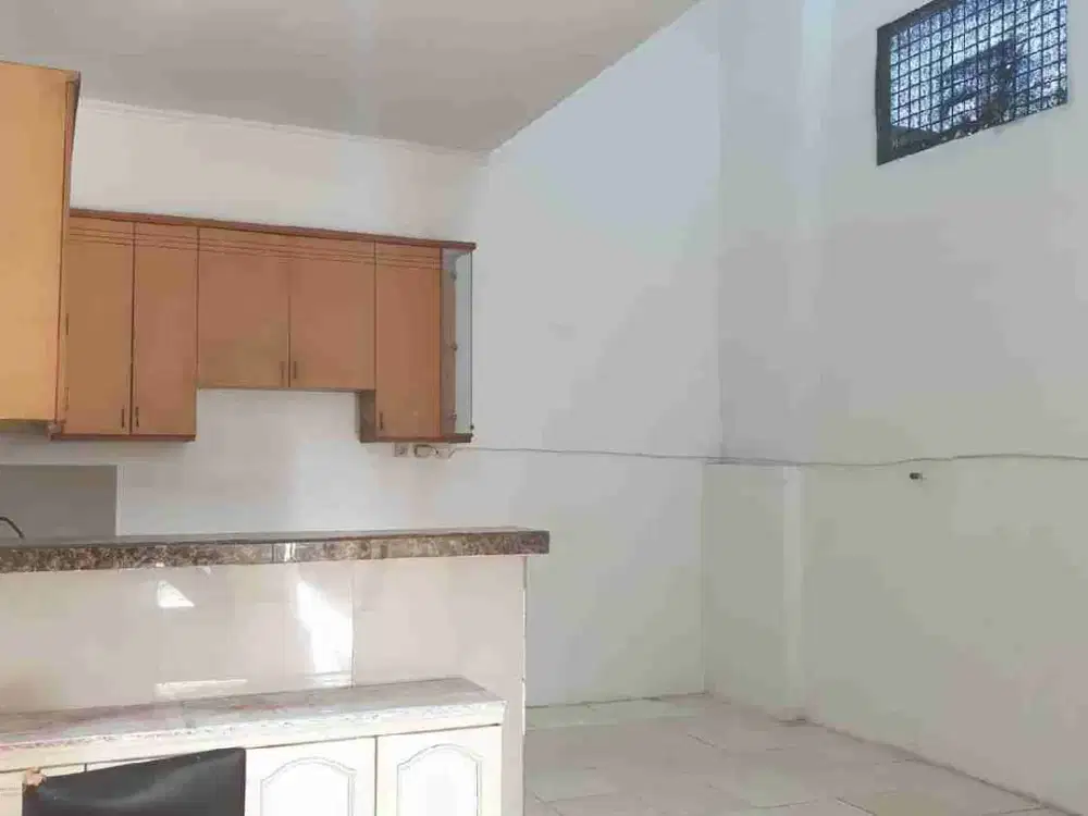 Dijual Rumah 2lt Semi furnish 4x18 Griya Permata tangerang