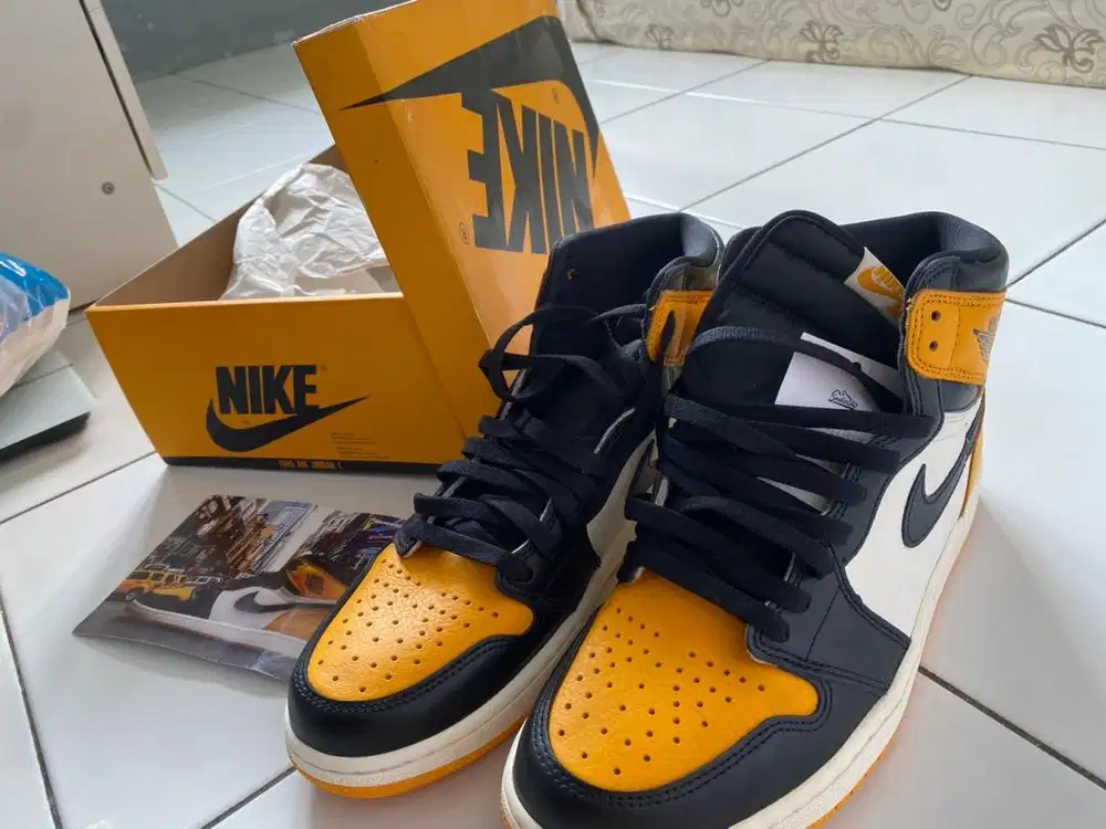AIR JORDAN 1 high Yellow Teo Taxi