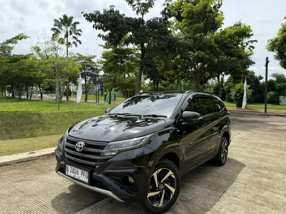 Toyota Rush S Automatic 2018 Hitam