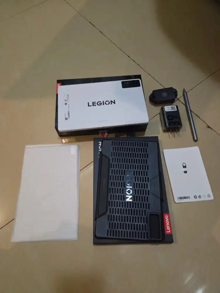 Lenovo Legion Y700 4th Gen Snapdragon Elite 2025 Gaming Tablet