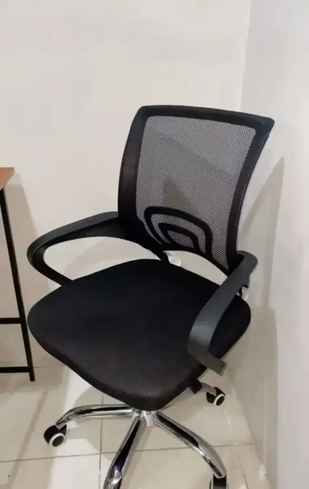 Kursi kantor / kursi belajar