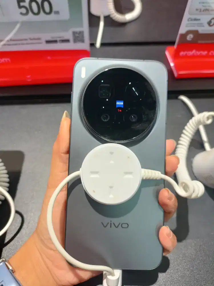 VIVO X300 Pro Ram 16 Promo Kredit Bunga 0%