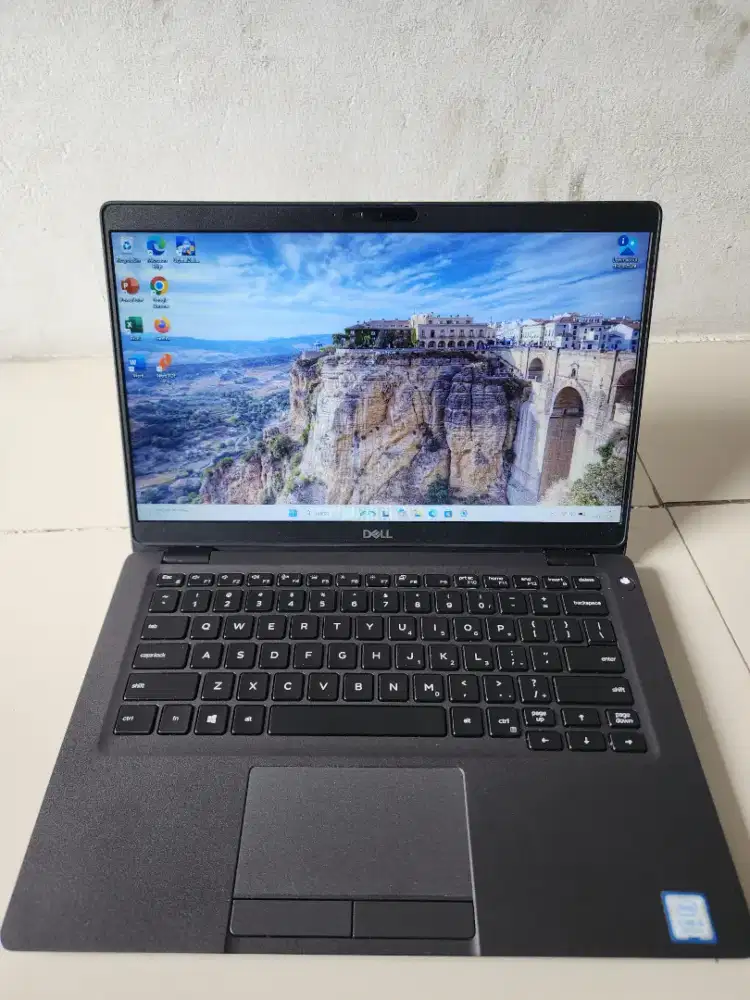 Dell Latitude 5300