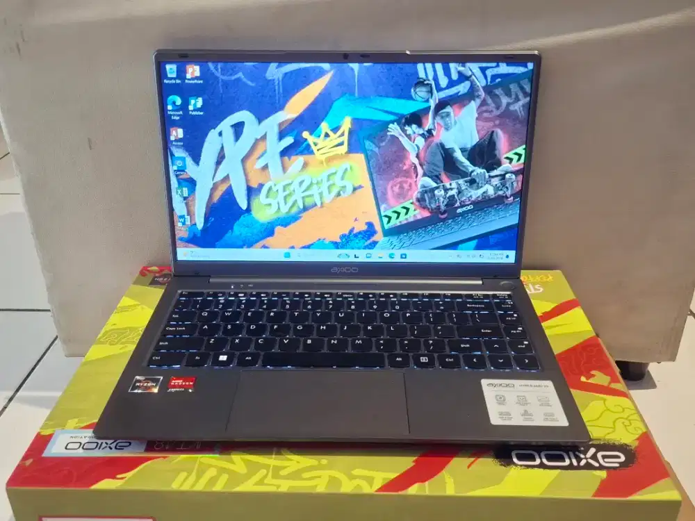 Laptop Axioo Hype 5,amd Ryzen 5 3500U,Ram 8/256 GB