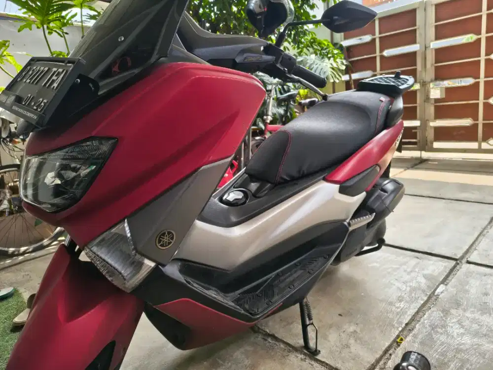 Dijual Nmax old 2020 merah doff siap gas
