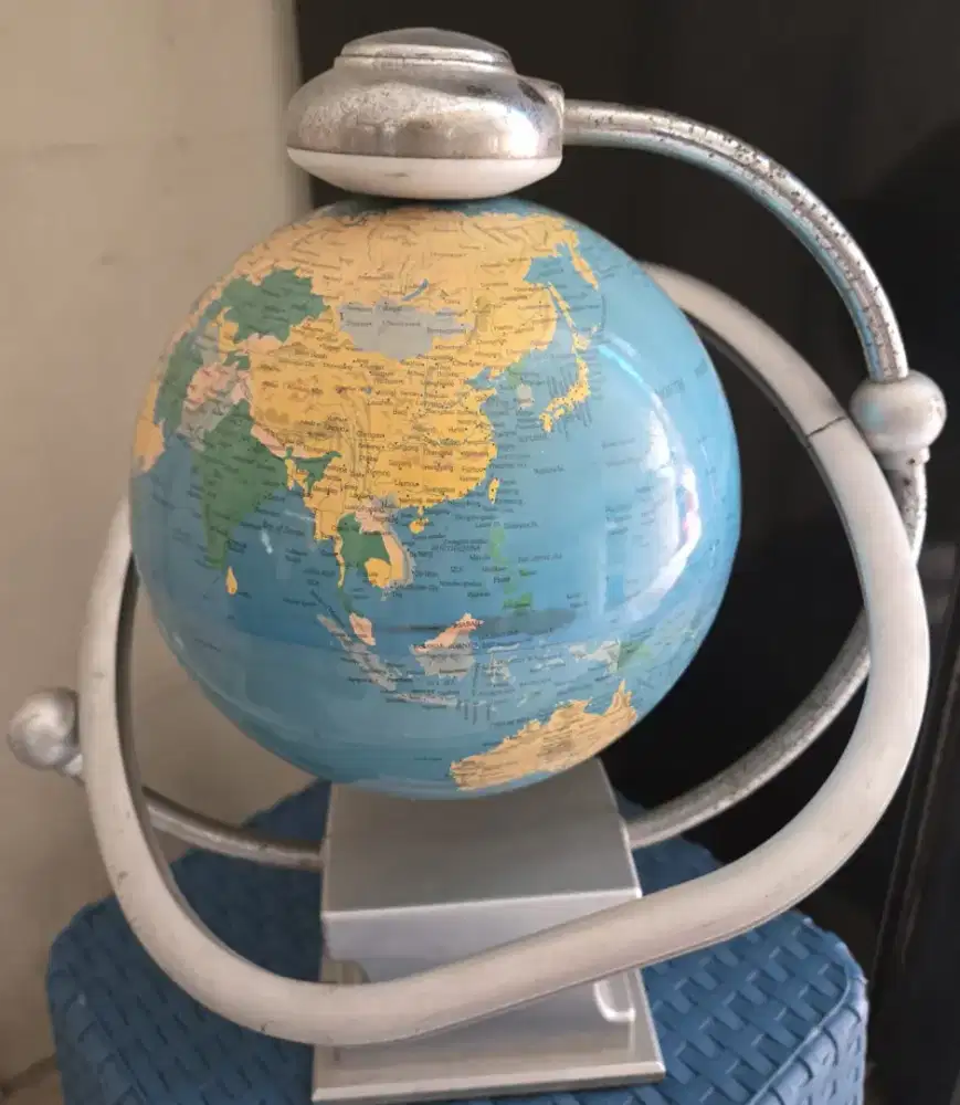DIJUAL GLOBE MAGNIT