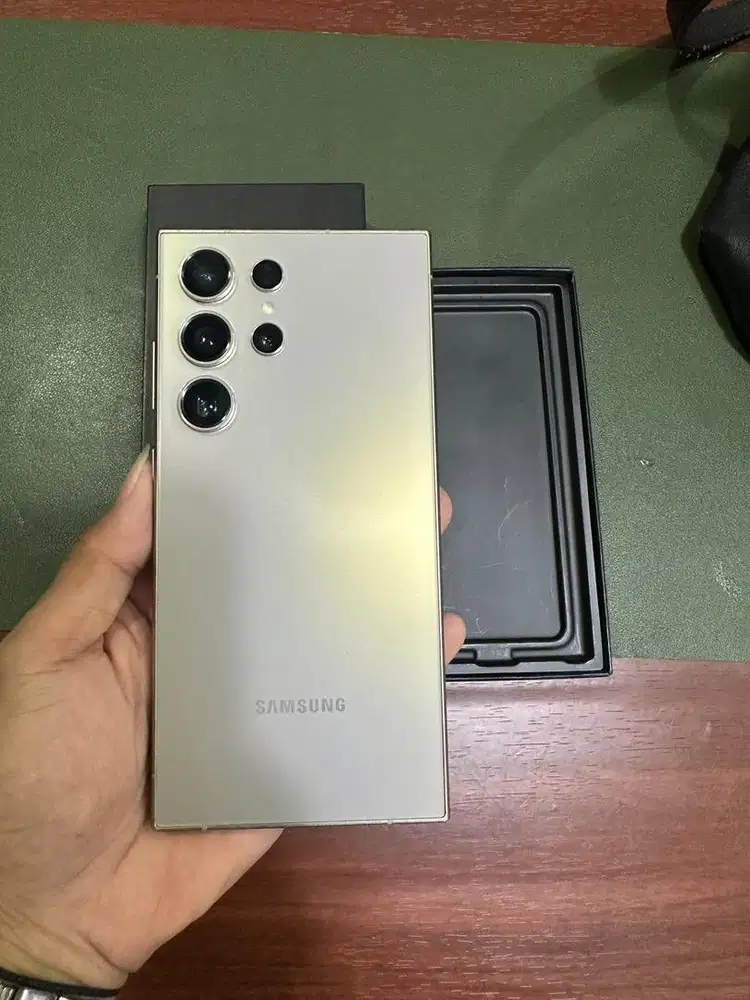 Samsung Galaxy S24ultra 12/512GB Natural Tittanium