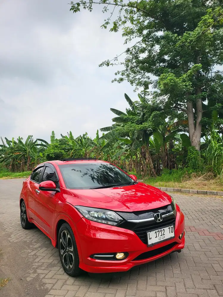 [Gress Mobil Kutisari]Hrv Prestige 1.8 AT Tahun 2017 Low Km