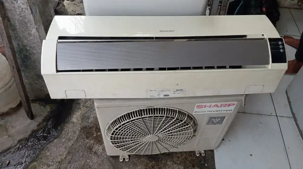 AC Sharp 1/2 PK inverter