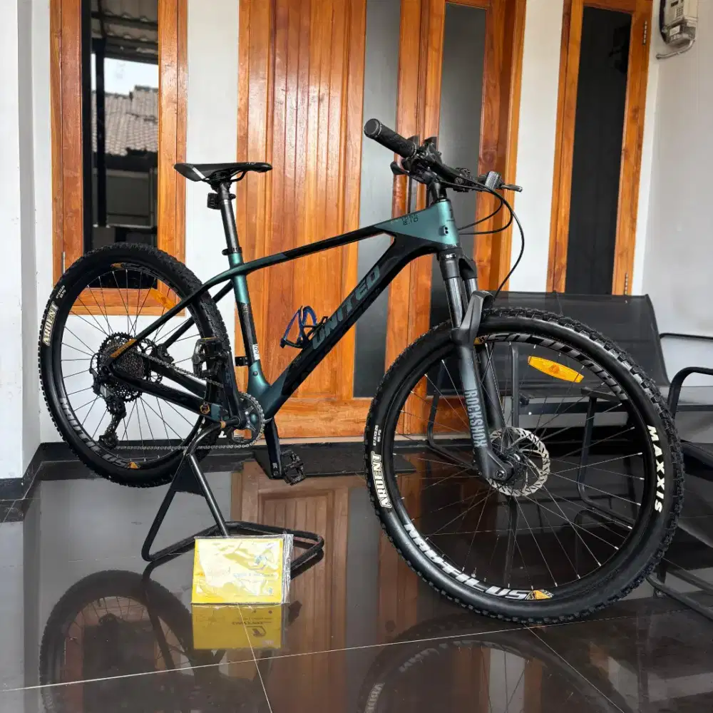 MTB Carbon United Kyross 2.1 2025 Lengkap Bon Beli (bisa TT)
