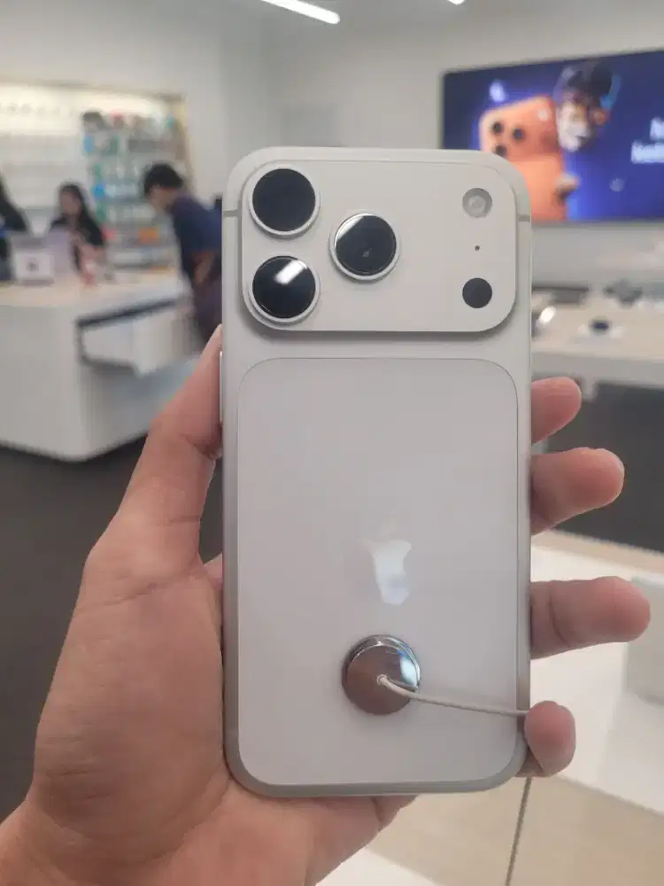 PROMO IPHONE 17 READY  BISA KREDIT TANPA DP DAN GRATIS 2X CICLAN